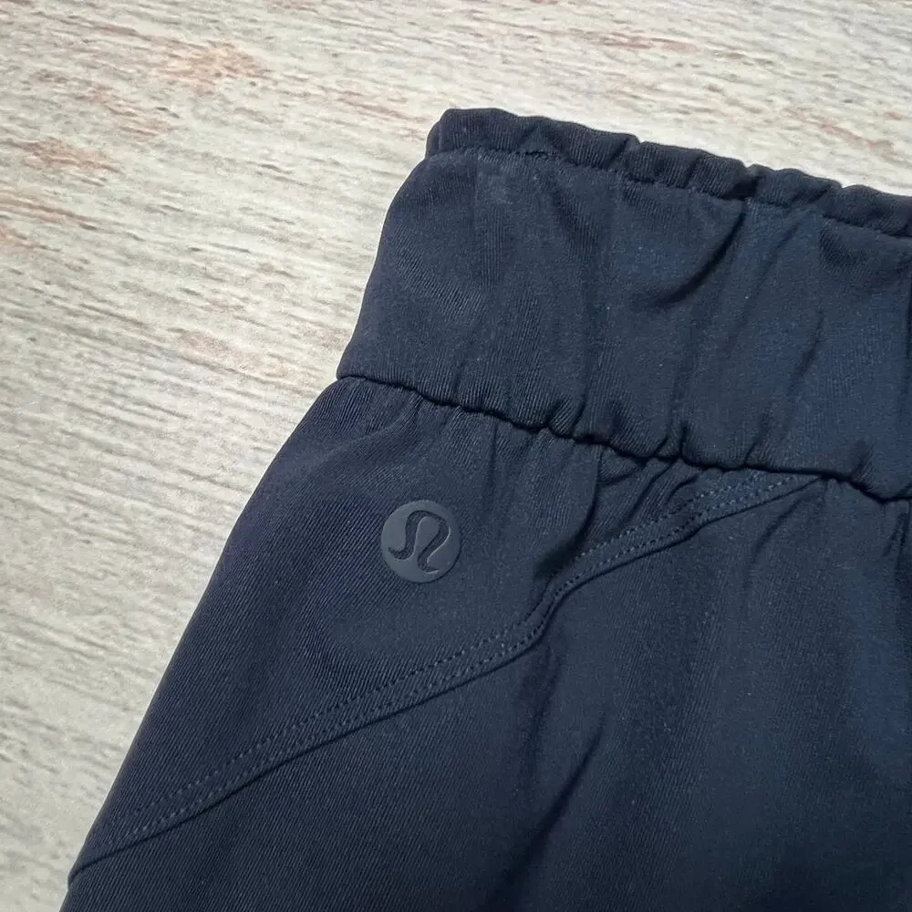 Lululemon Keep Moving Crop Jogger SIZE 6 True Navy Luxtreme 23